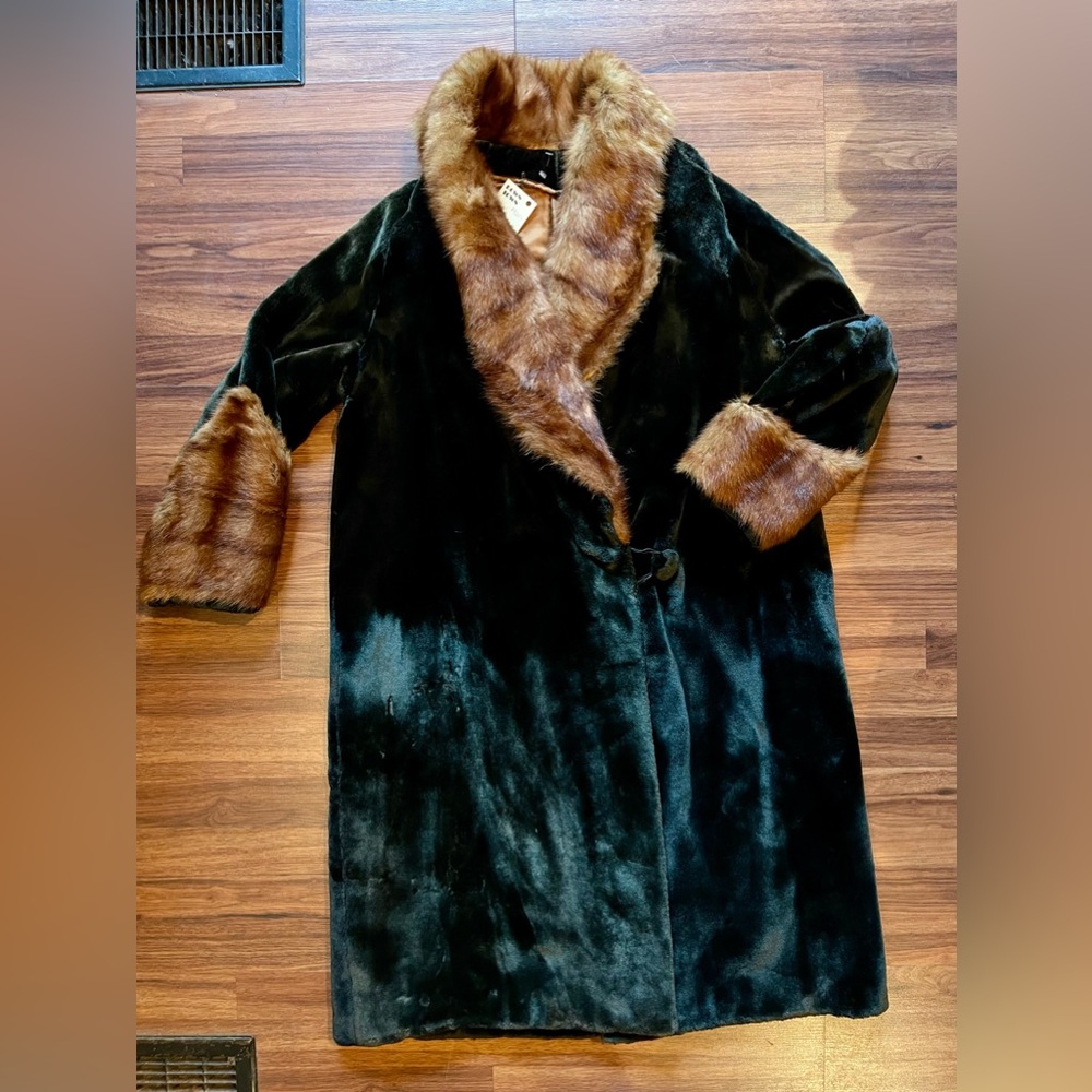 Vintage 1920’s Lush Brown Fur Fabric Coat with Mink Trim